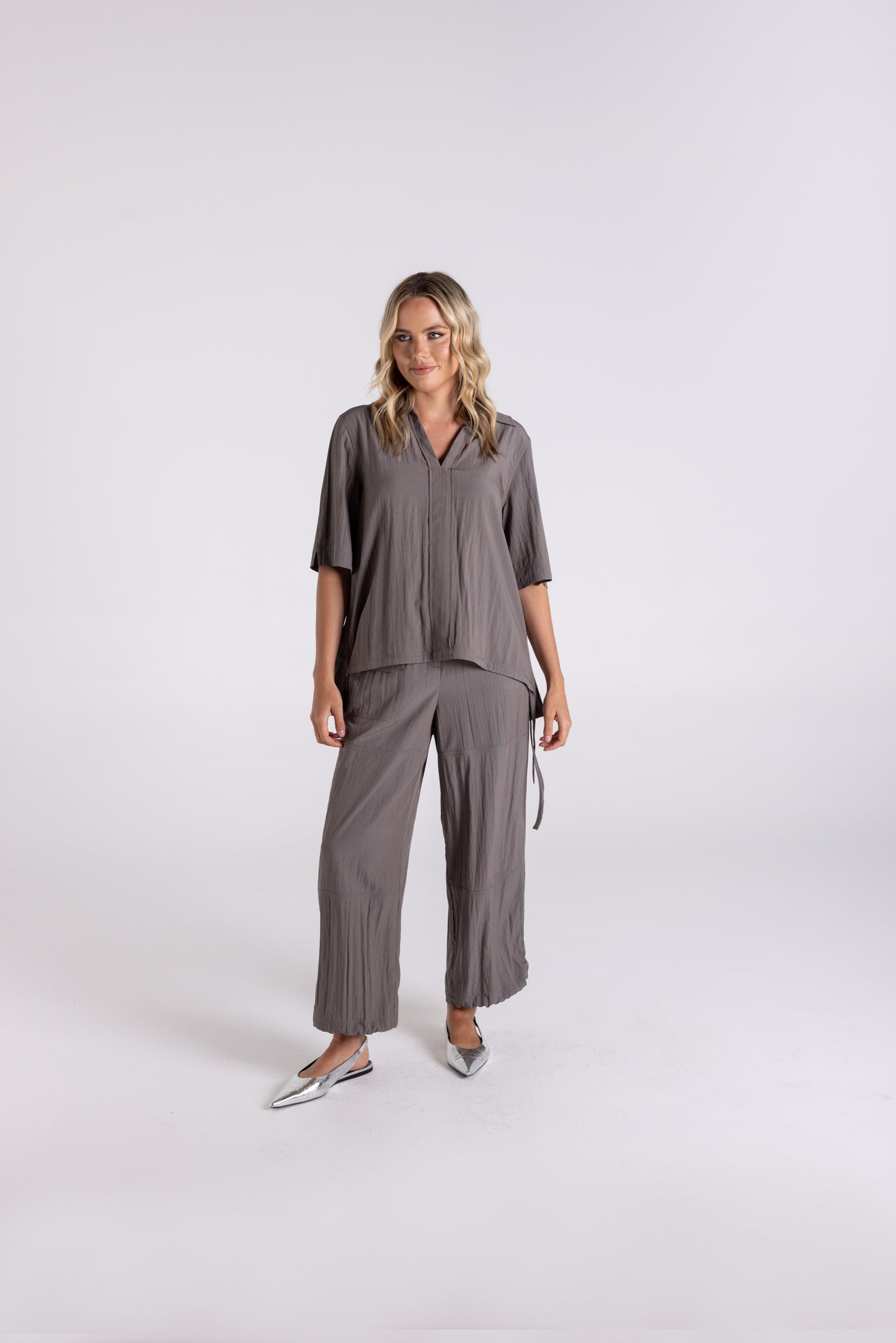 Two T's Crinkle Cargo Pant - Donkey
