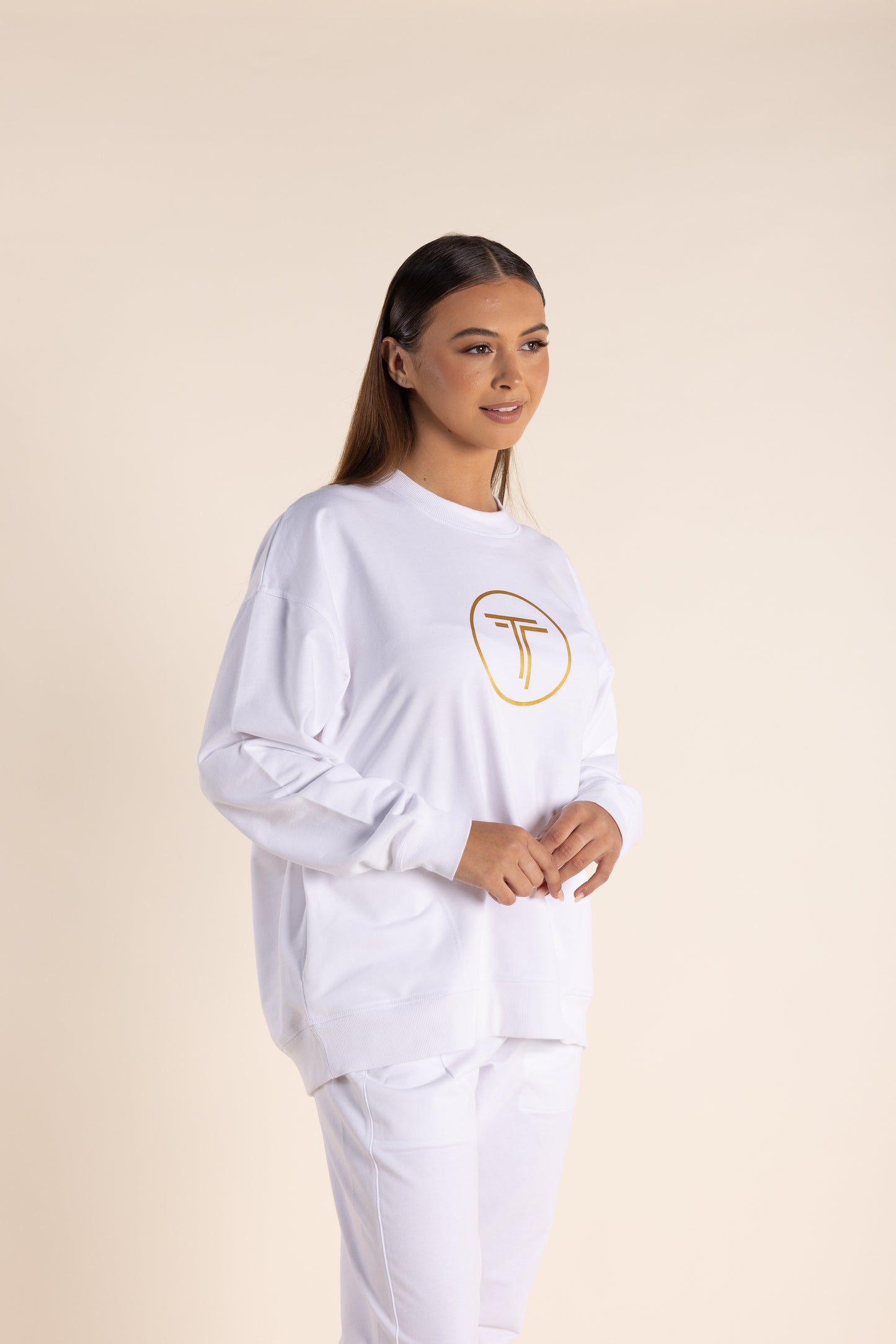 Two T's Oversized Sweater - White