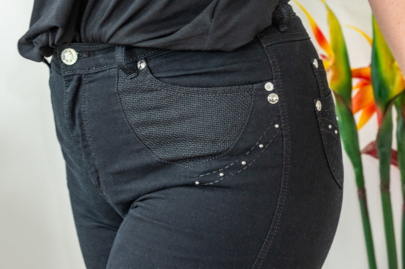 Thatch Pocket Straight Leg Jeans - Black