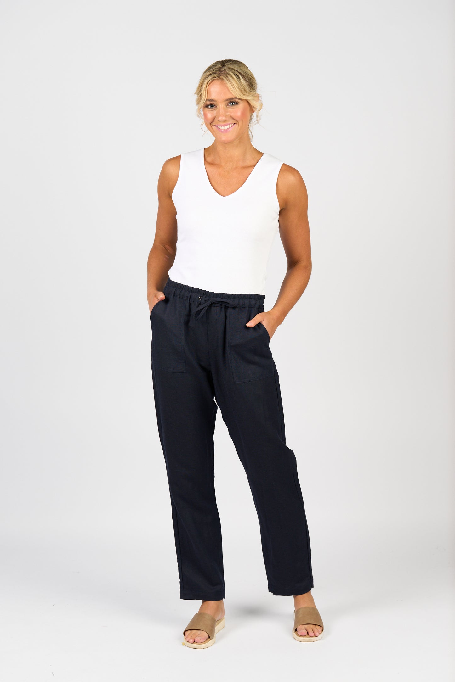 Vassalli Ankle Grazer Pant - Ink