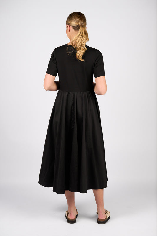 Vassalli T Shirt Dress - Black