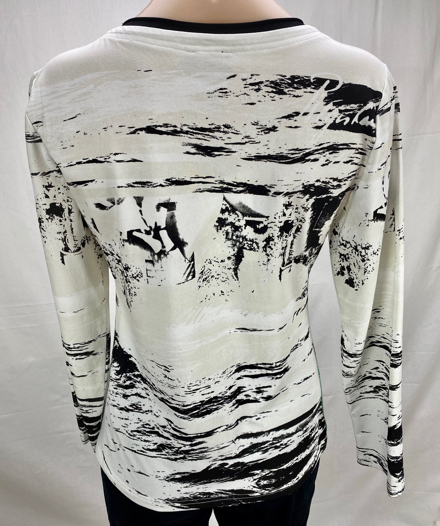 Print Top - Black
