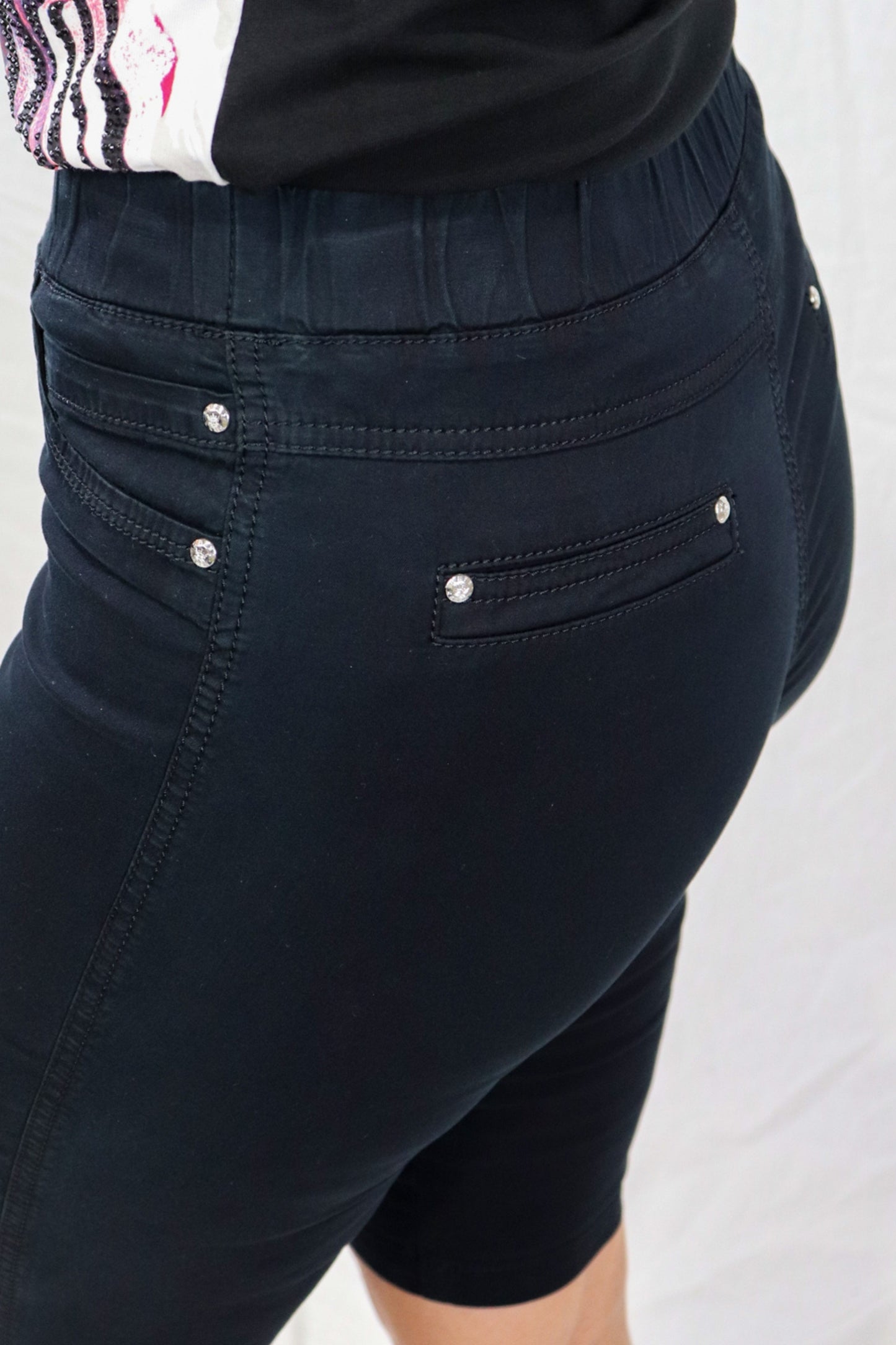 Pull on  Short - Black