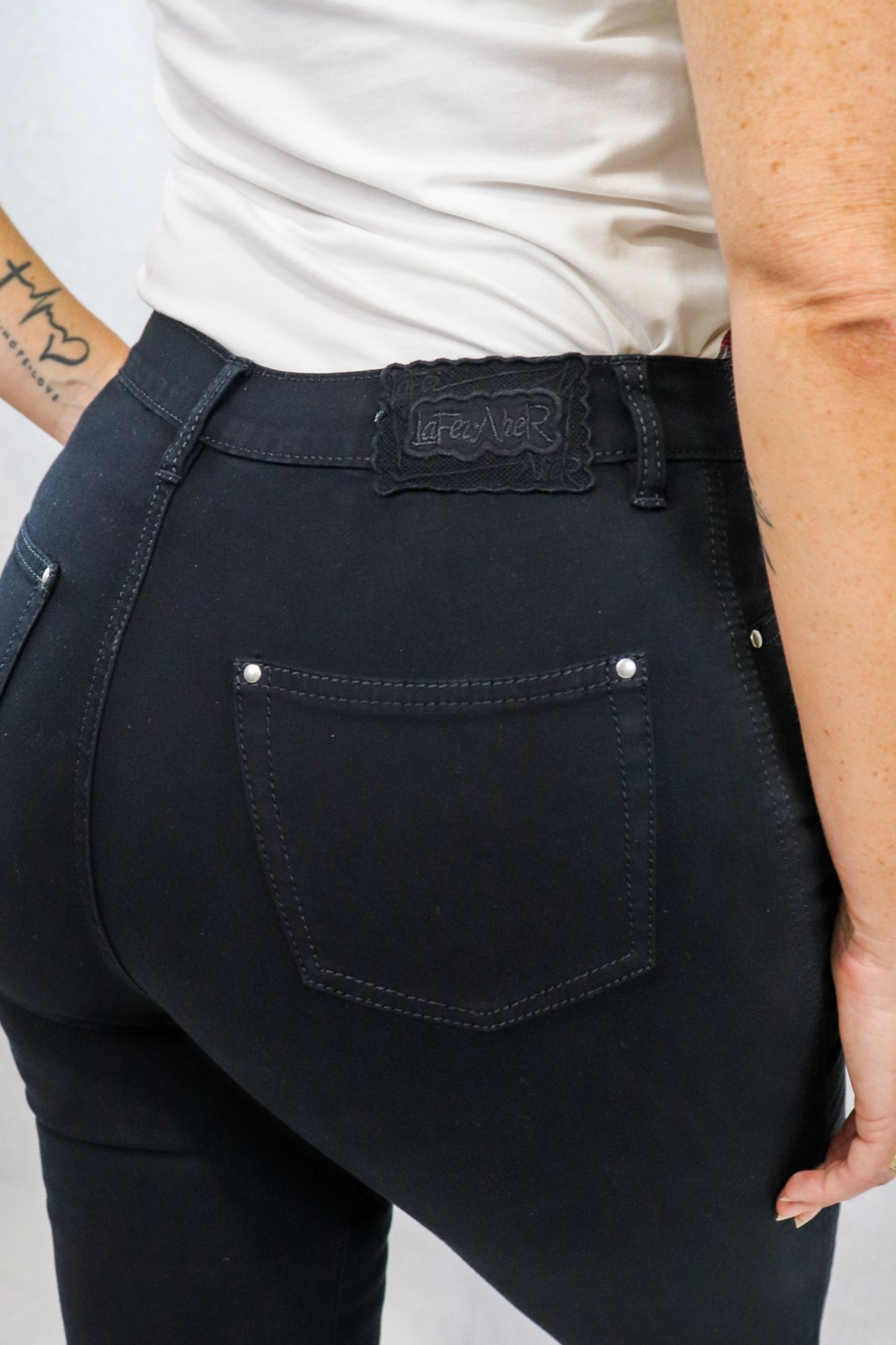 Ring Cuff Capri - Black