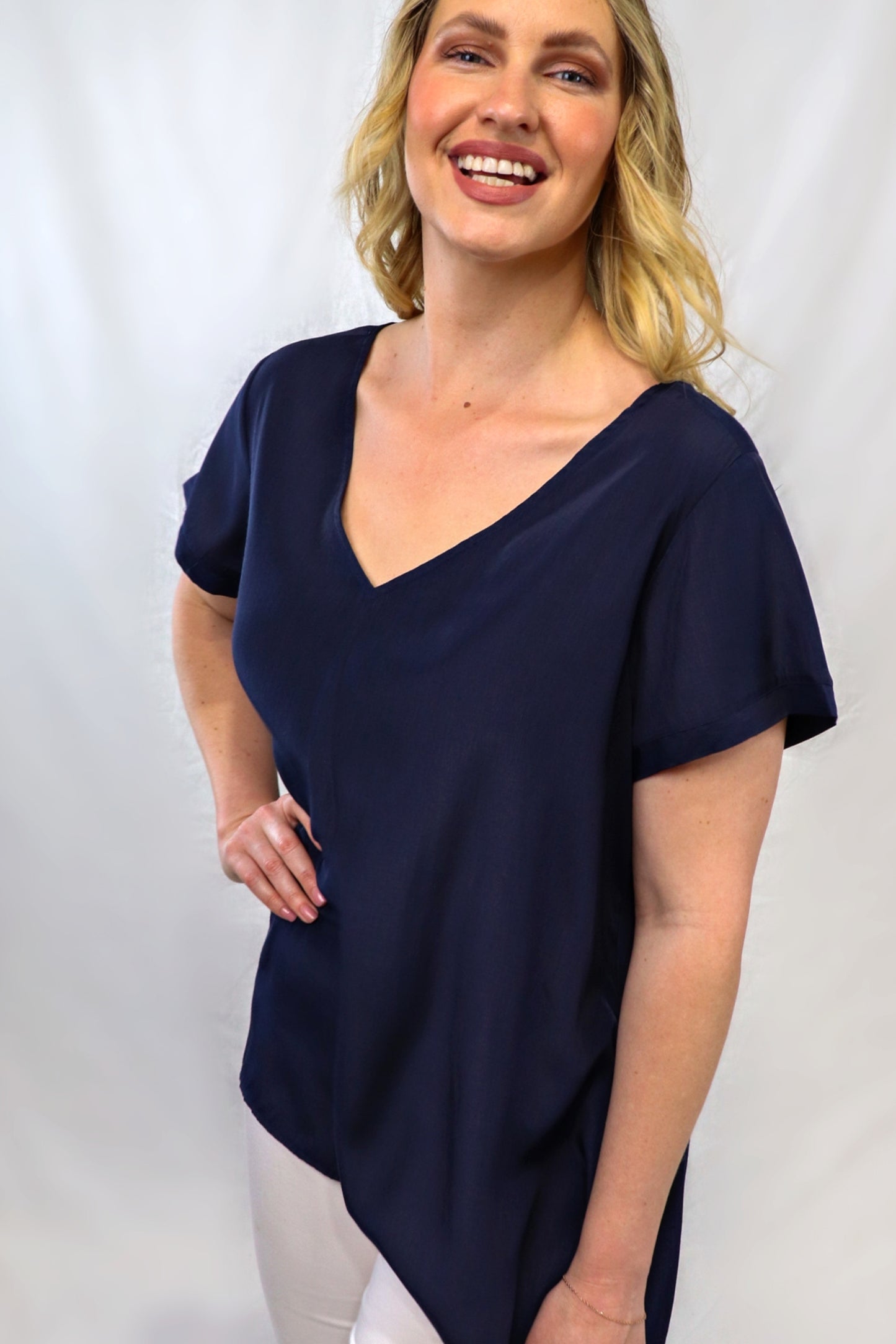 V Tee - Navy
