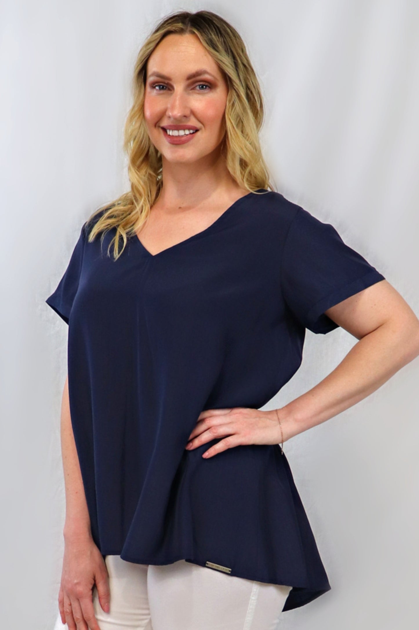 V Tee - Navy