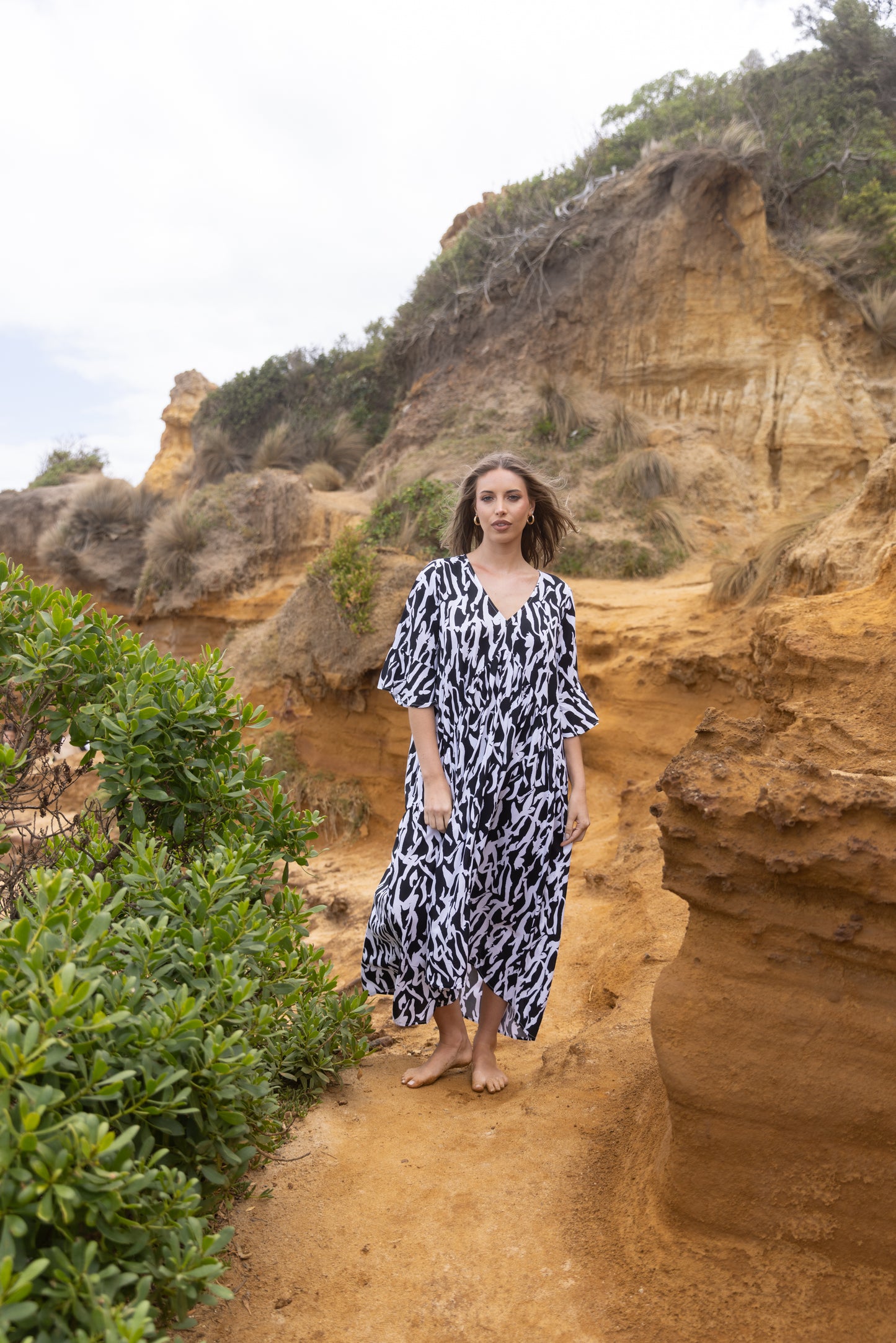 Two T's Abstract Print Dress - Black/White