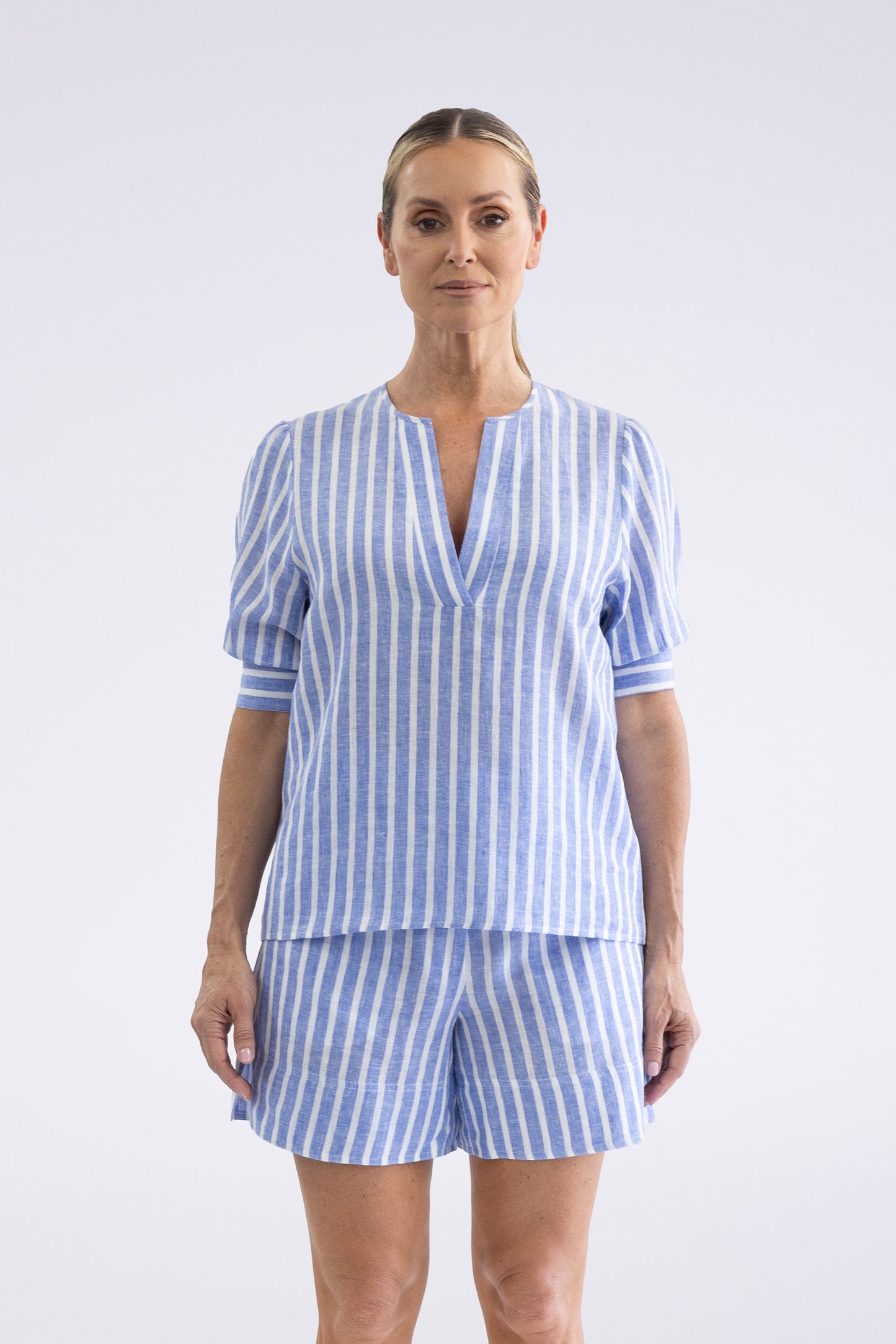 Two T's Amelia Short - Cornflower Blue/White
