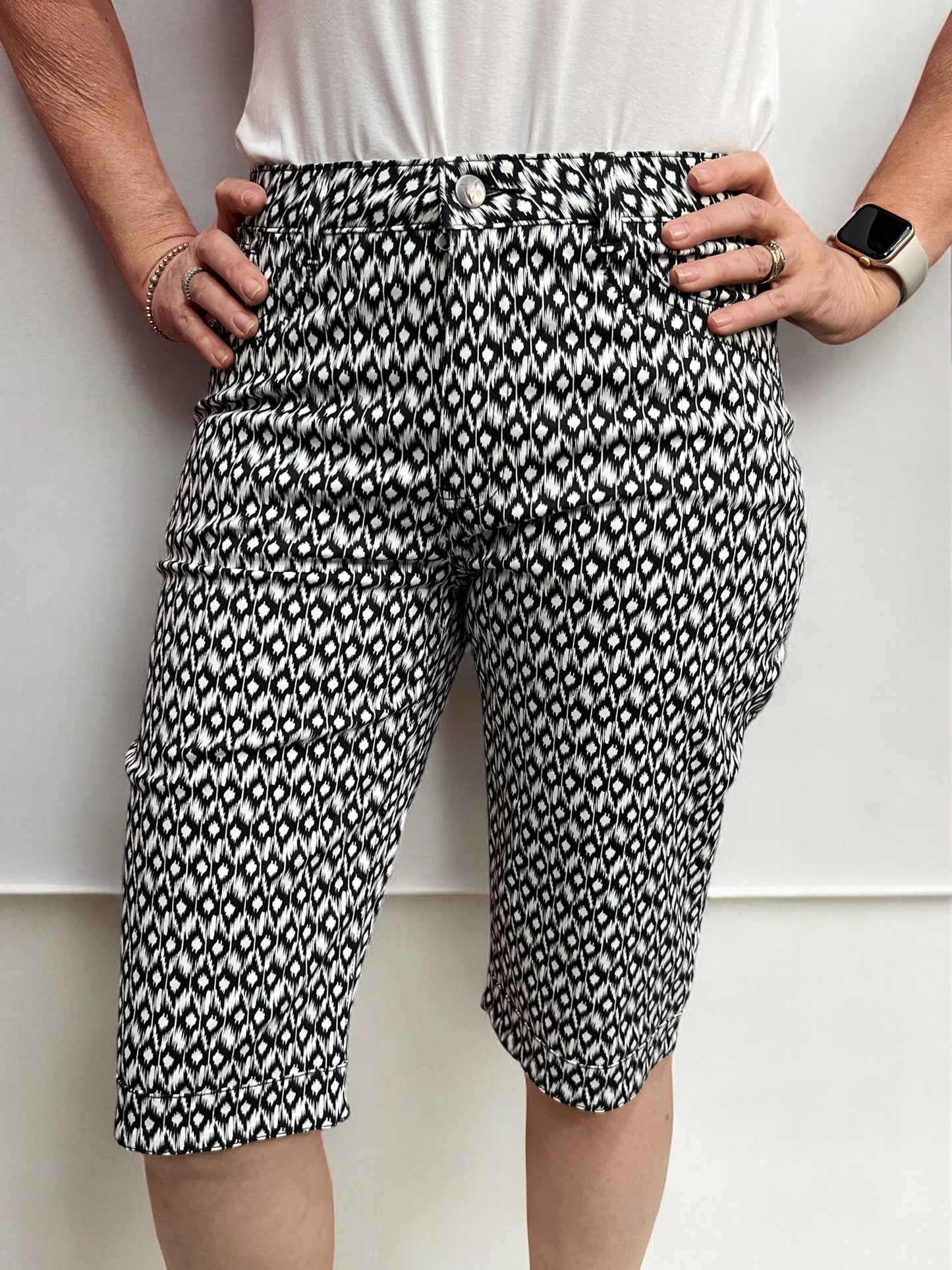 Vassalli Geo Print Shorts