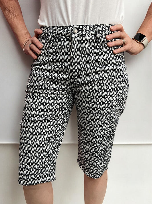 Vassalli Geo Print Shorts