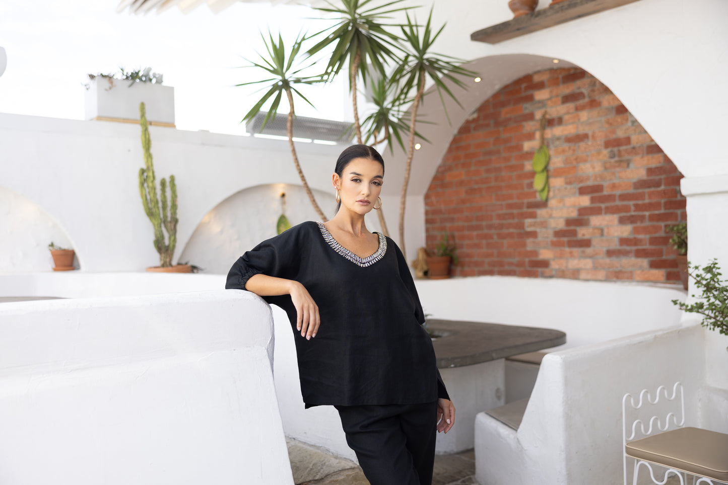 Two T's Linen V-Neck Beaded Top - Black