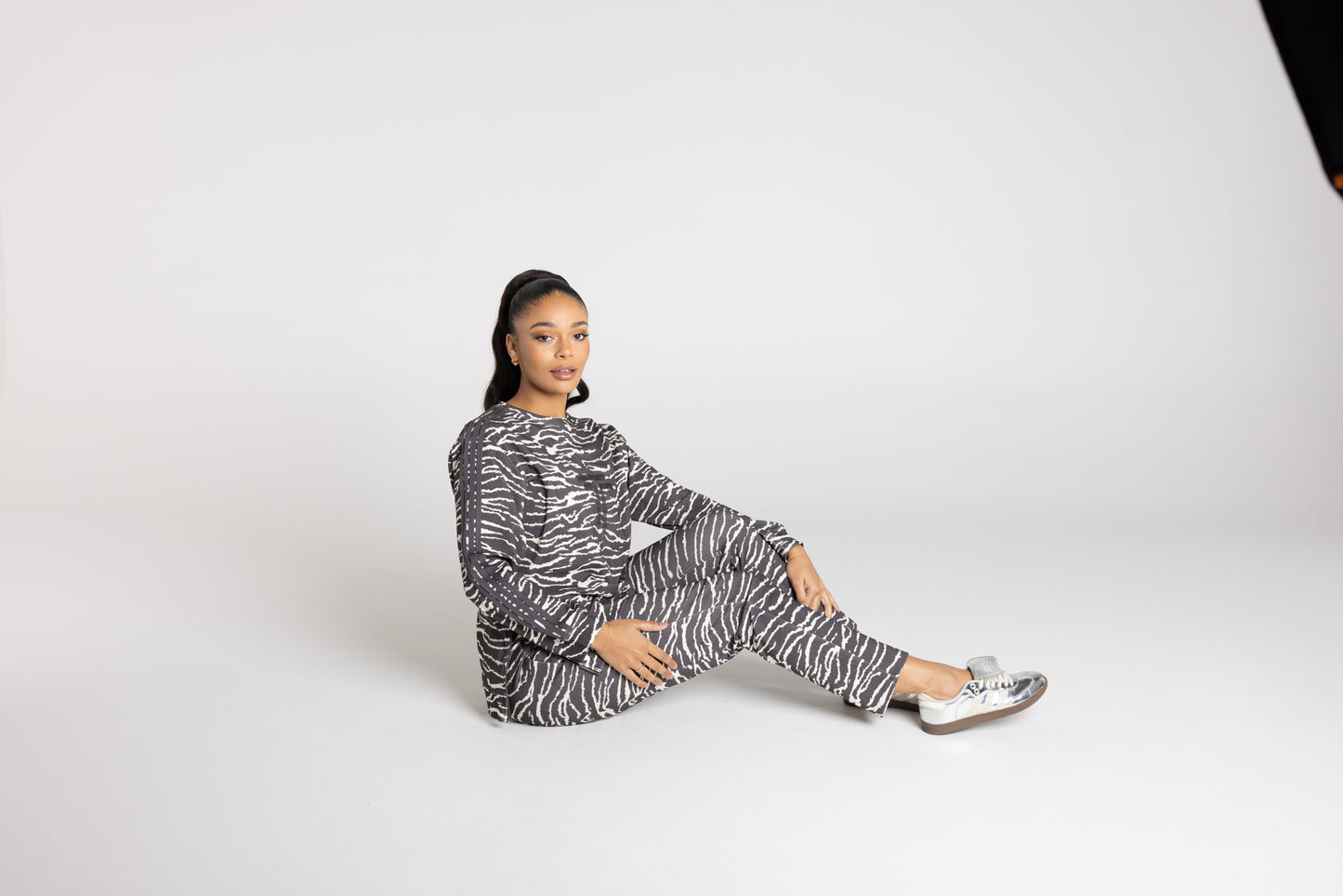 Two T's Zebra Print Sweater - Slate/Ivory